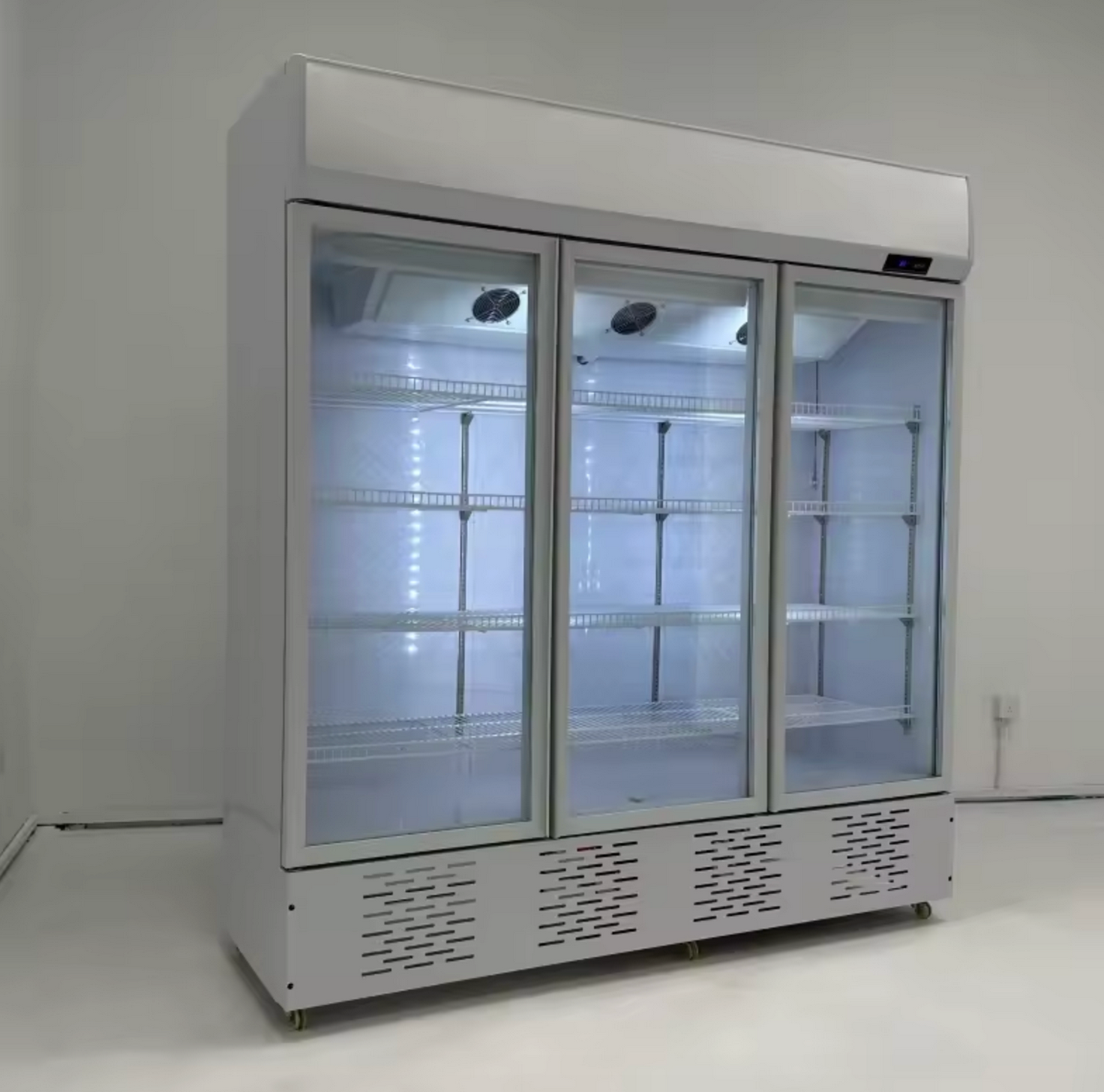 Triple Glass Door Display Fridge – 1100L Commercial Beverage Refrigerator